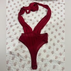 XS/SM Top Chic Red tie Halter Bodysuit